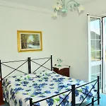 Bernardina 2*