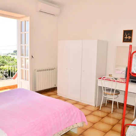 Bernardina 2* Forio di Ischia