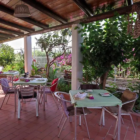 Bernardina Отель