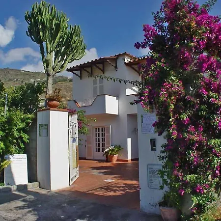 Отель Bernardina 2*