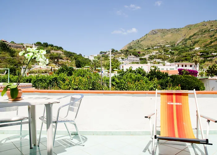 Bernardina מלון 2*